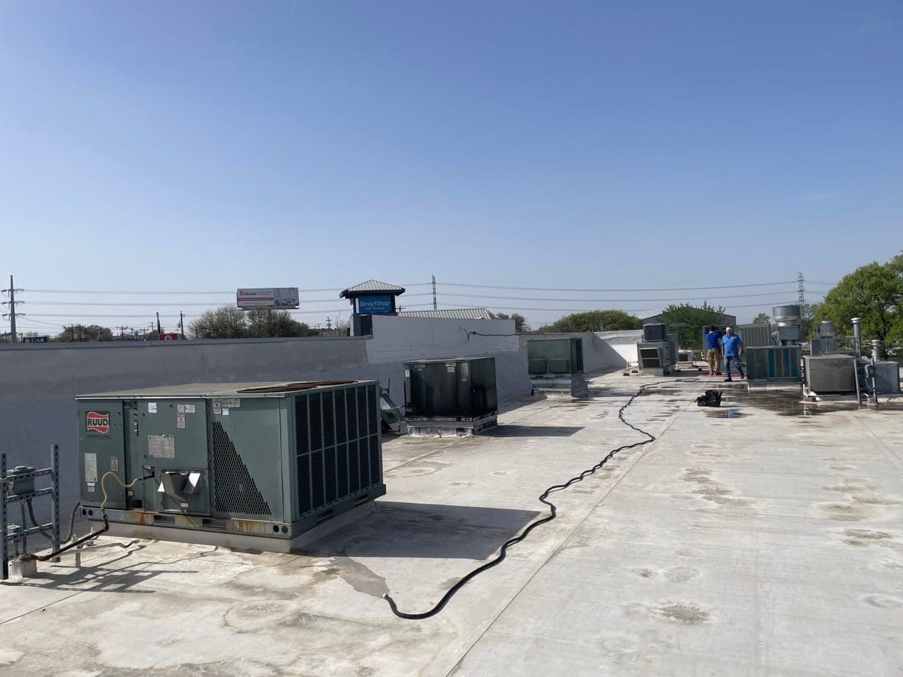 Wall-mounted mini-split system cooling a home office in Thousand Oaks, TX